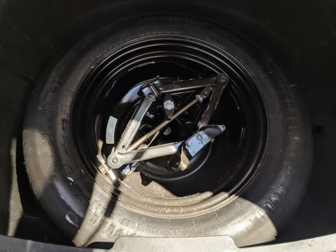 Used 2017 Jeep Compass High Altitude image 13