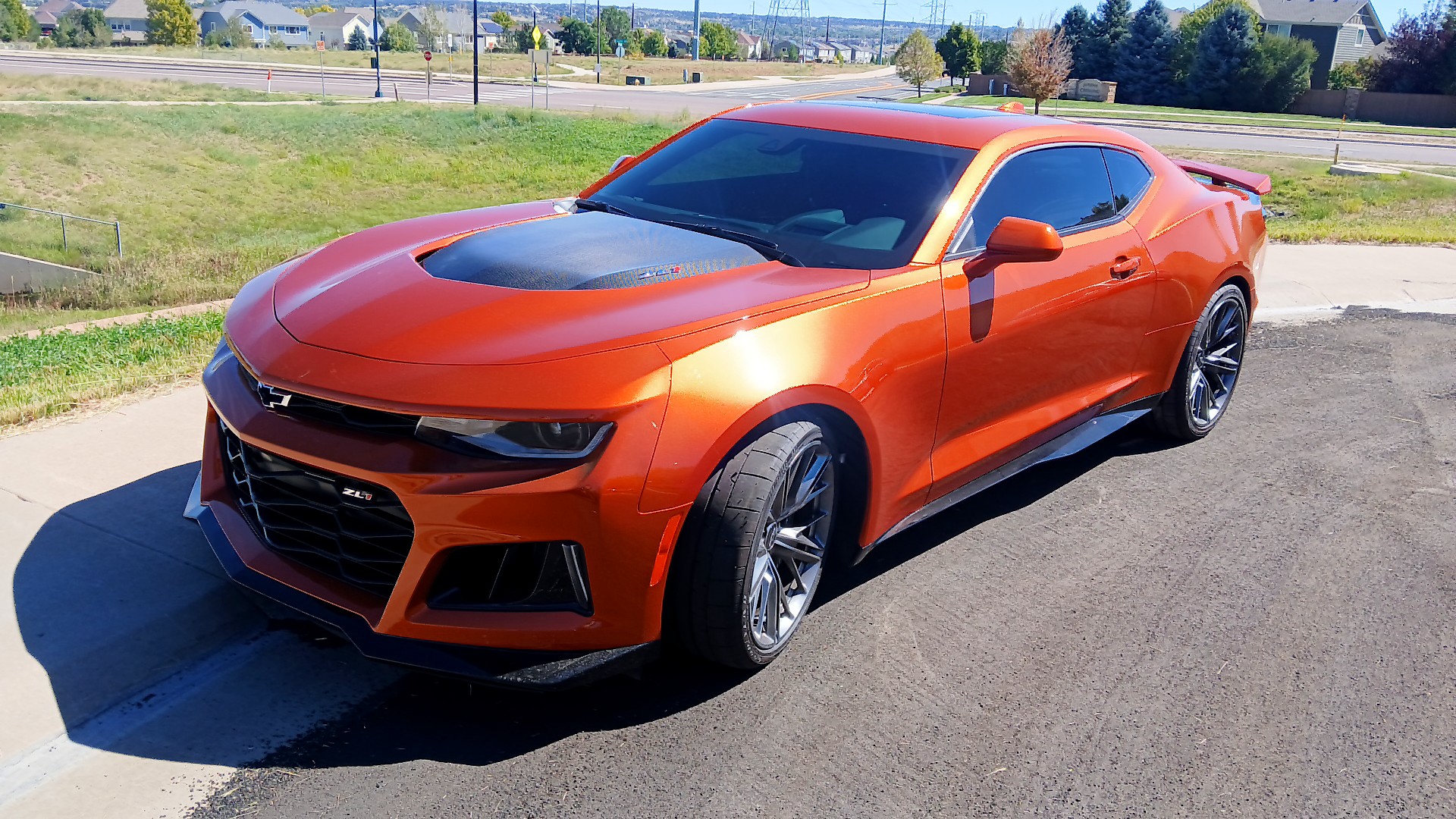 Used 2022 Chevrolet Camaro ZL1 RWD image 1