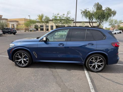 Used 2021 BMW X5 M50i AWD/4WD image 1