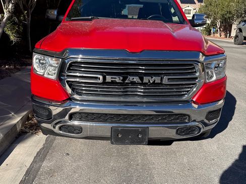 Used 2023 RAM 1500 Laramie AWD/4WD image 2