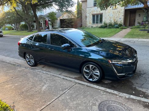 Used 2018 Honda Clarity Plug-In Hybrid image 6