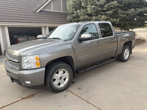 Used 2013 Chevrolet Silverado 1500 LTZ w/ LTZ Plus Package AWD/4WD image 1
