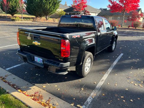 Used 2019 Chevrolet Colorado W/T w/ WT Convenience Package image 6