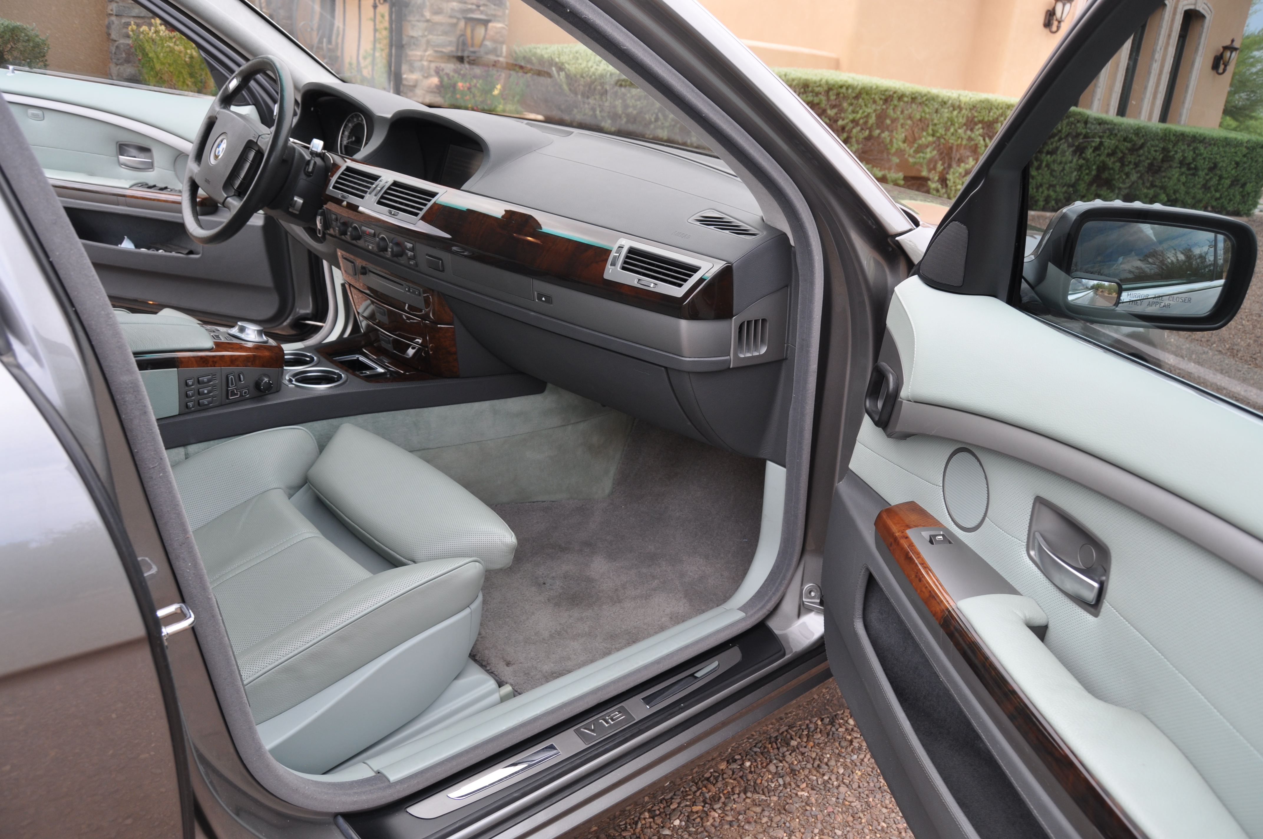 Used 2004 BMW 760Li RWD image 15
