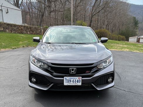 Used 2018 Honda Civic Si image 9