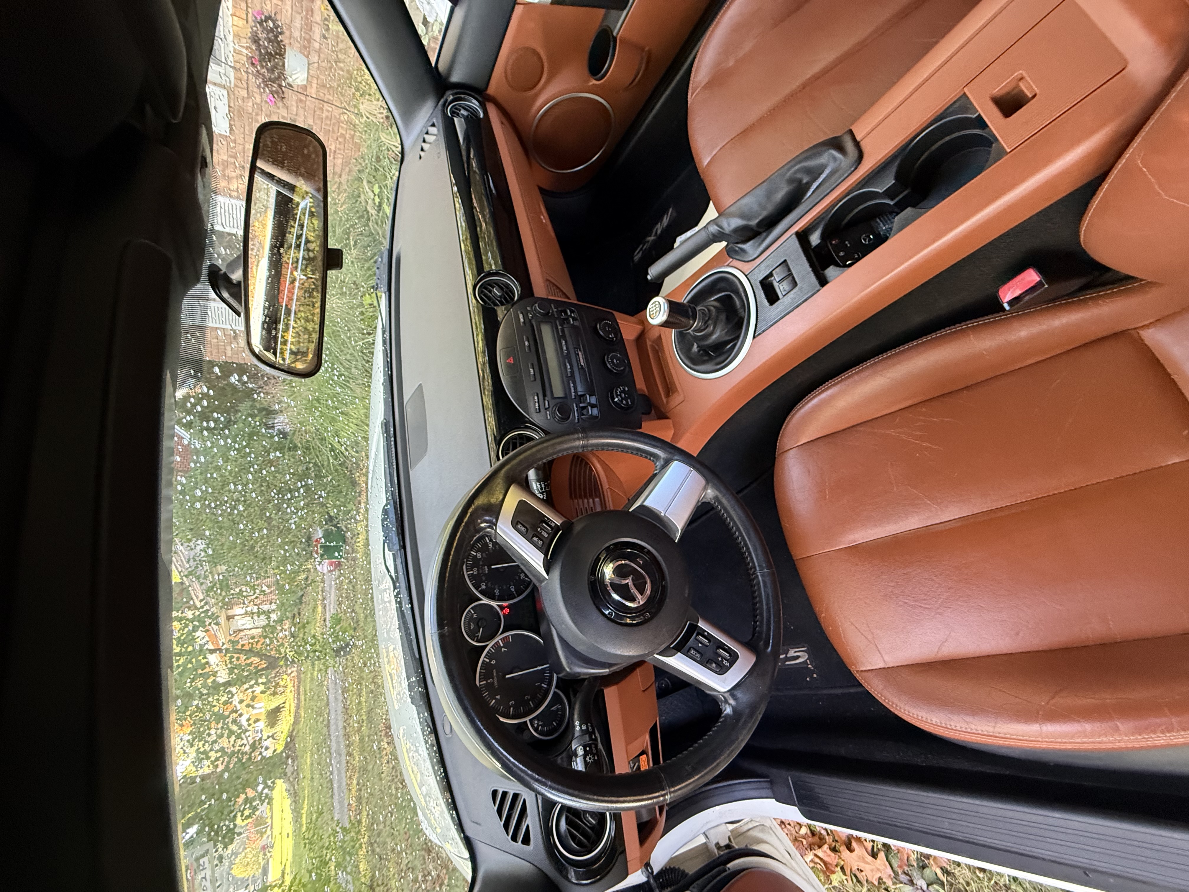 Used 2006 MAZDA MX-5 Miata Grand Touring w/ Premium Pkg RWD image 12