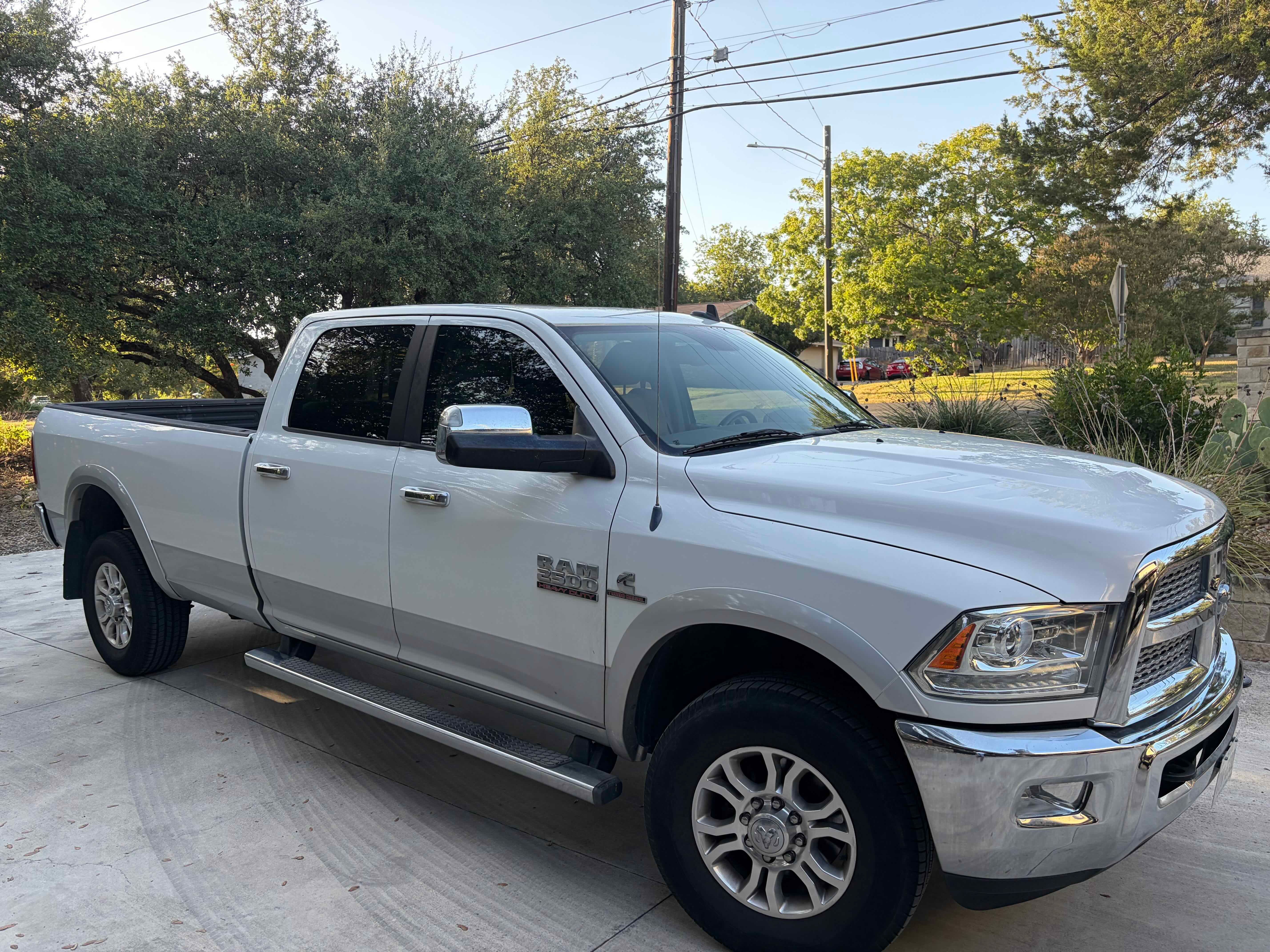 Used 2014 RAM 2500 Laramie AWD/4WD image 4