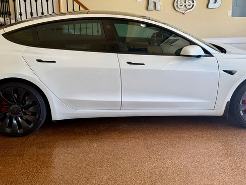 Used 2023 Tesla Model 3 Performance AWD/4WD image 2