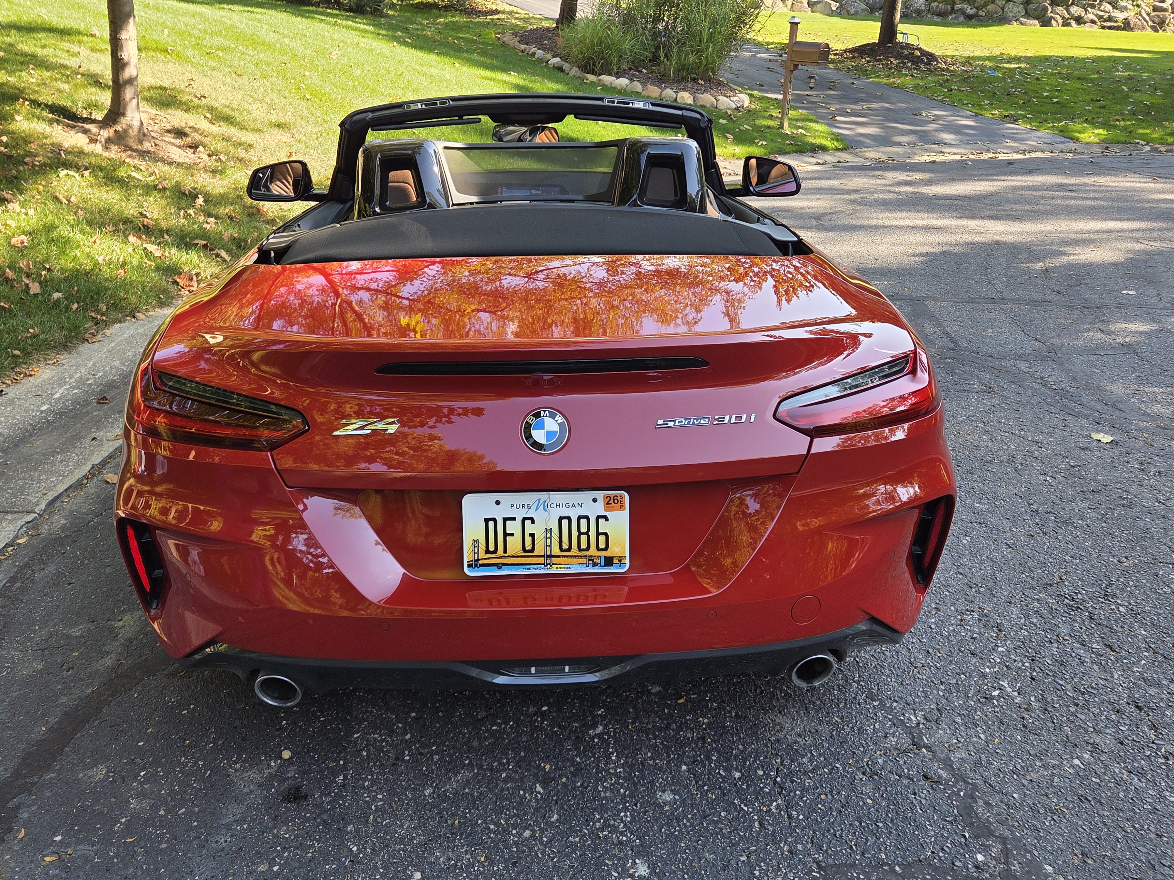 Used 2020 BMW Z4 sDrive30i w/ M Sport Package RWD image 17