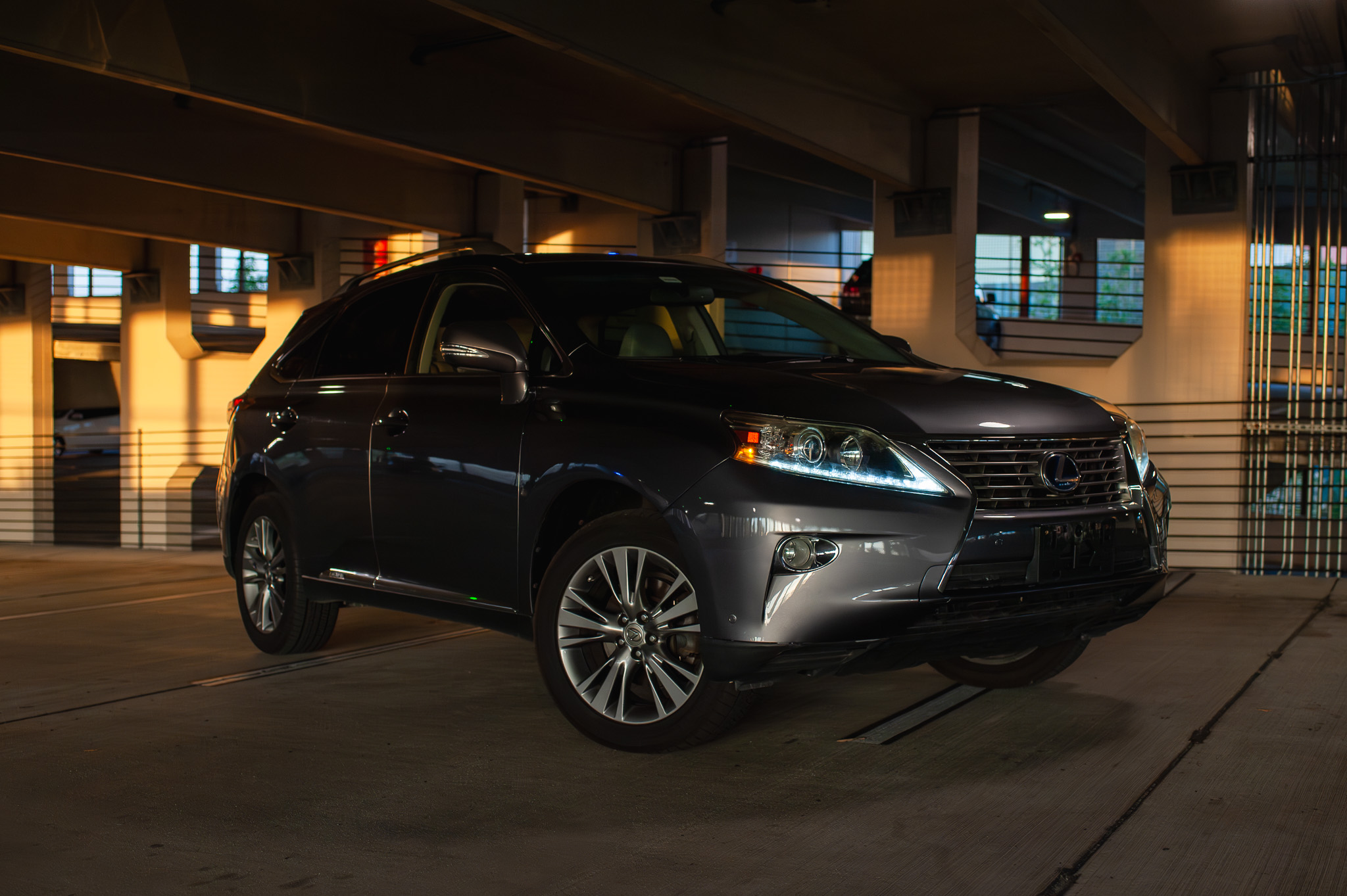 Used 2013 Lexus RX 450h AWD w/ Navigation Pkg image 1
