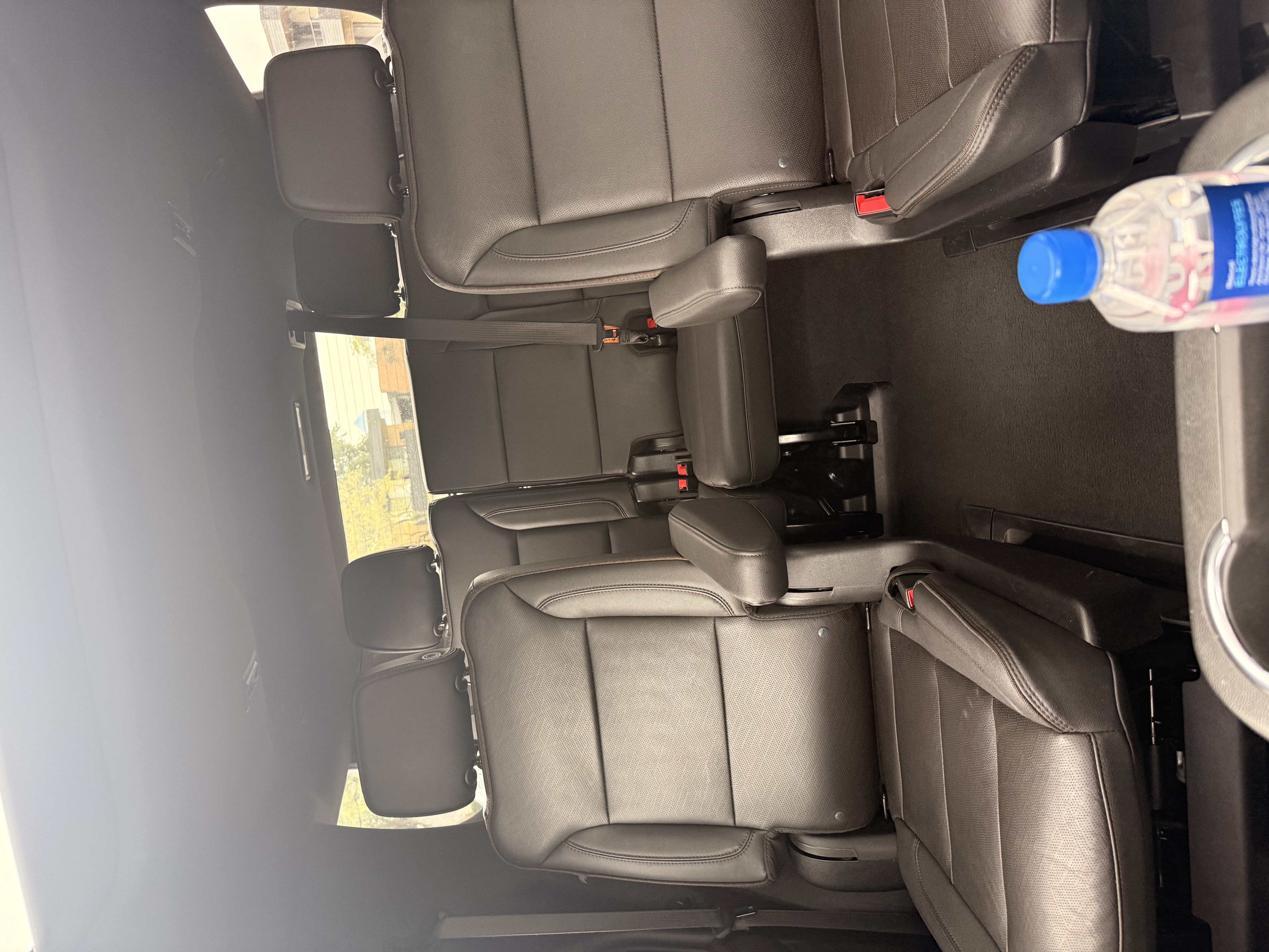 Used 2023 Chevrolet Tahoe High Country w/ Premium Package 2 AWD/4WD image 16