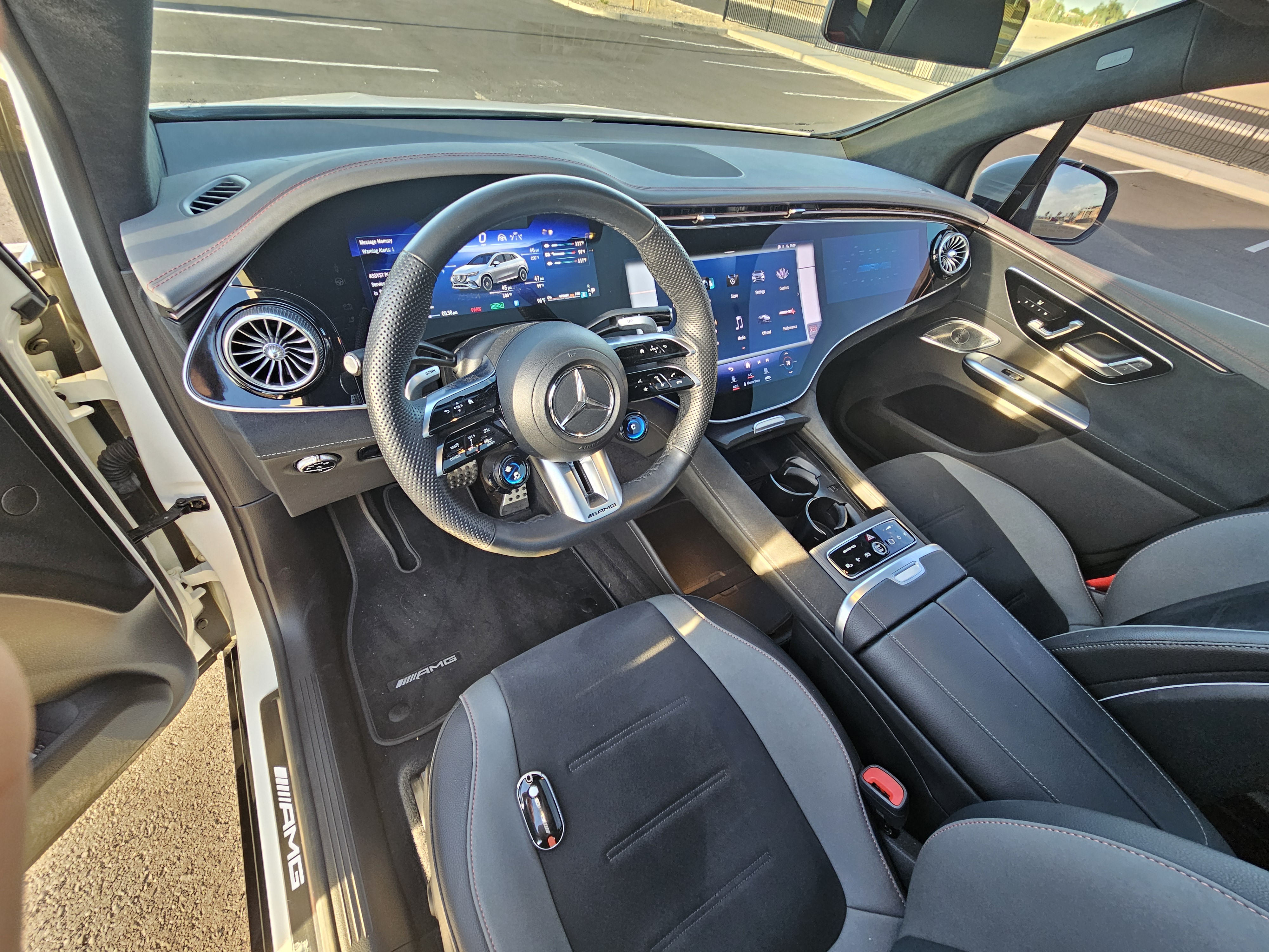 Used 2024 Mercedes-Benz EQE AMG 4MATIC SUV image 8