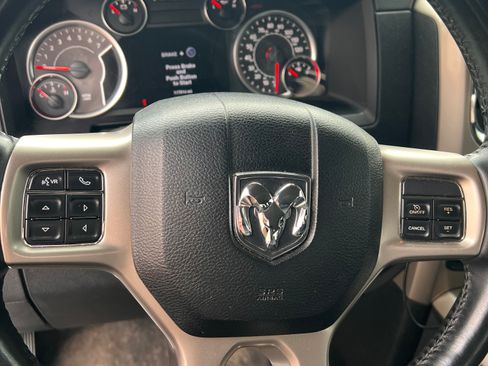 Used 2013 RAM 1500 Laramie w/ Convenience Group image 12