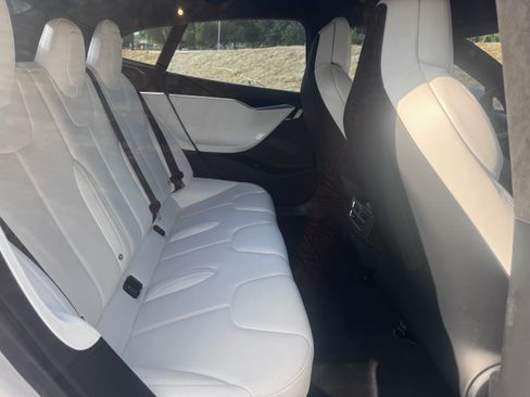 Used 2017 Tesla Model S 75 RWD image 16