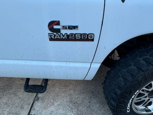 Used 2005 Dodge Ram 2500 Truck SLT RWD image 11