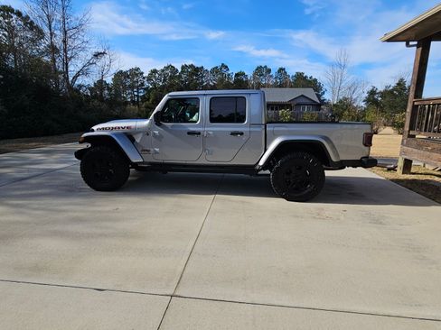 Used 2021 Jeep Gladiator Mojave image 4