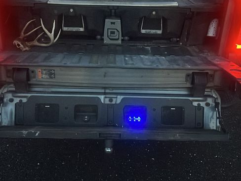 Used 2019 GMC Sierra 1500 AT4 w/ AT4 Premium Package image 11