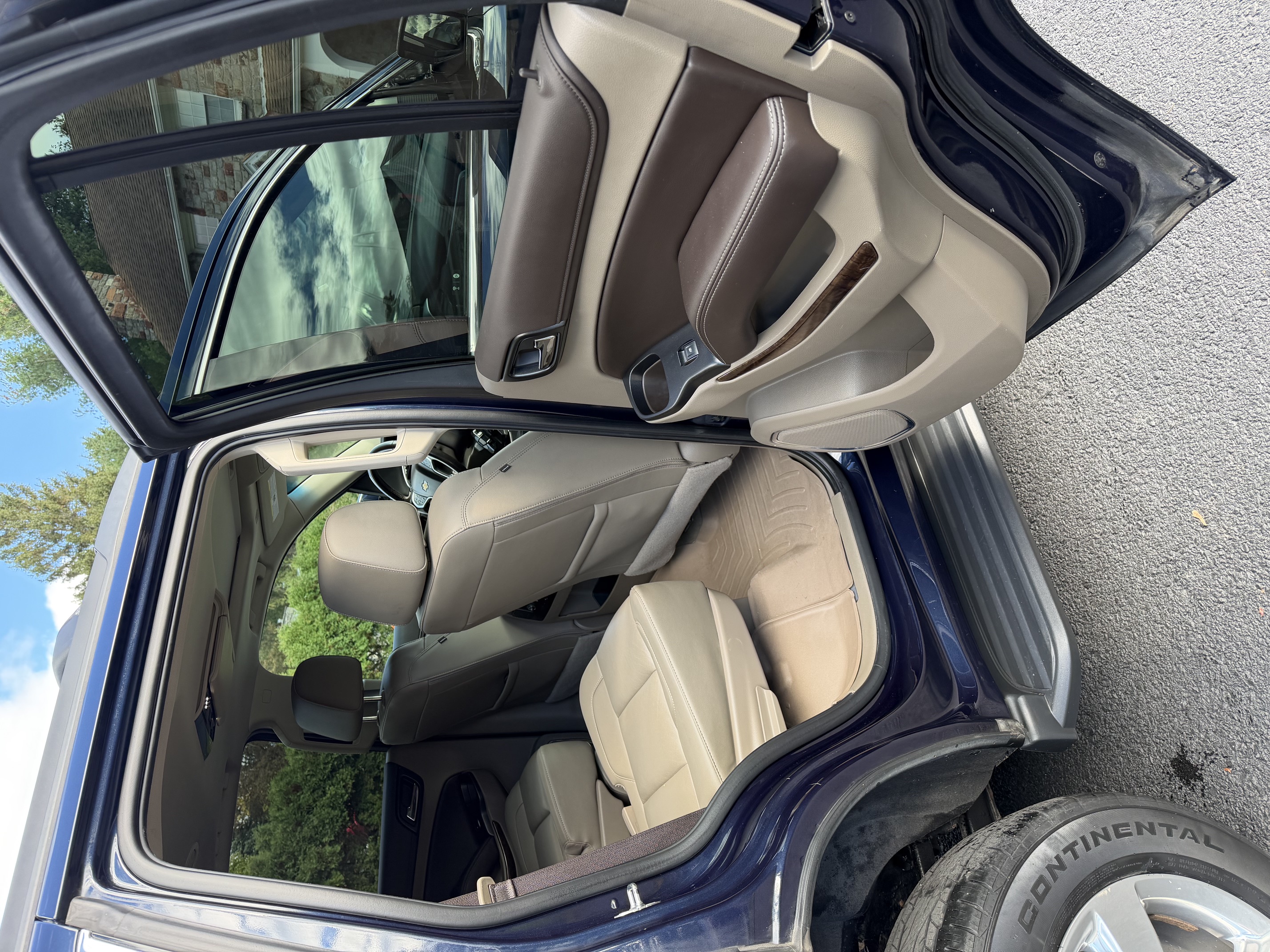Used 2019 Chevrolet Tahoe LT AWD/4WD image 19