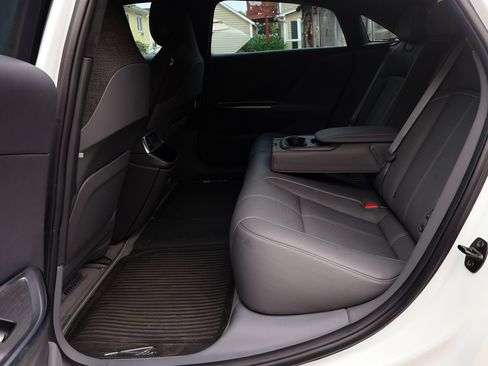 Used 2022 Lucid Air Grand Touring image 17