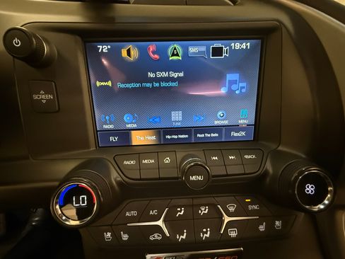 Used 2016 Chevrolet Corvette Z06 w/ 2LZ Preferred Equipment Group image 19