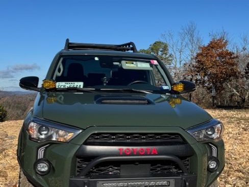 Used 2022 Toyota 4Runner TRD Off-Road Premium image 8