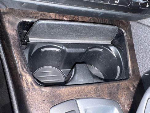 Used 2013 BMW 650i Coupe image 16