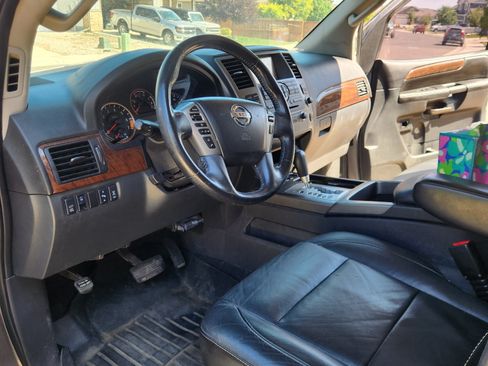 Used 2014 Nissan Armada Platinum AWD/4WD image 11