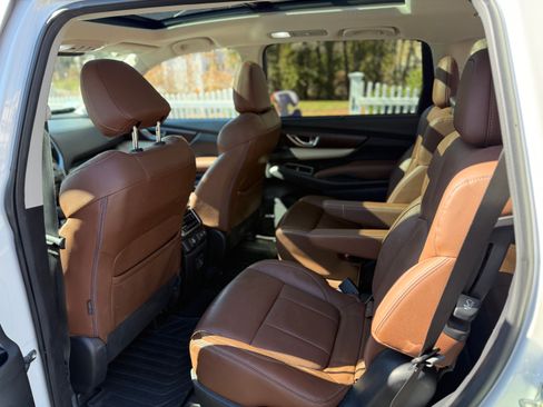 Used 2019 Subaru Ascent Touring image 14