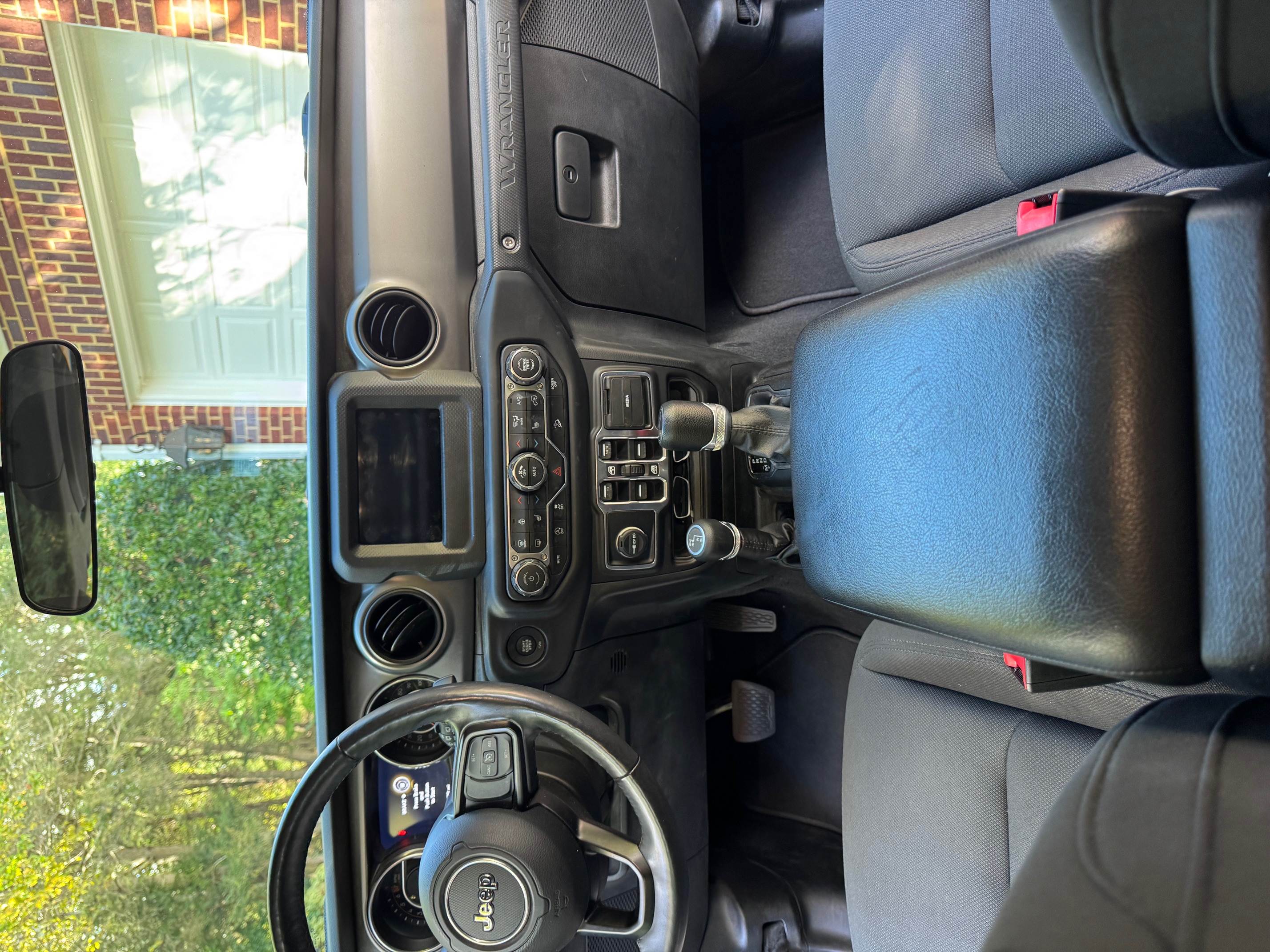 Used 2019 Jeep Wrangler Unlimited Sport S AWD/4WD image 12