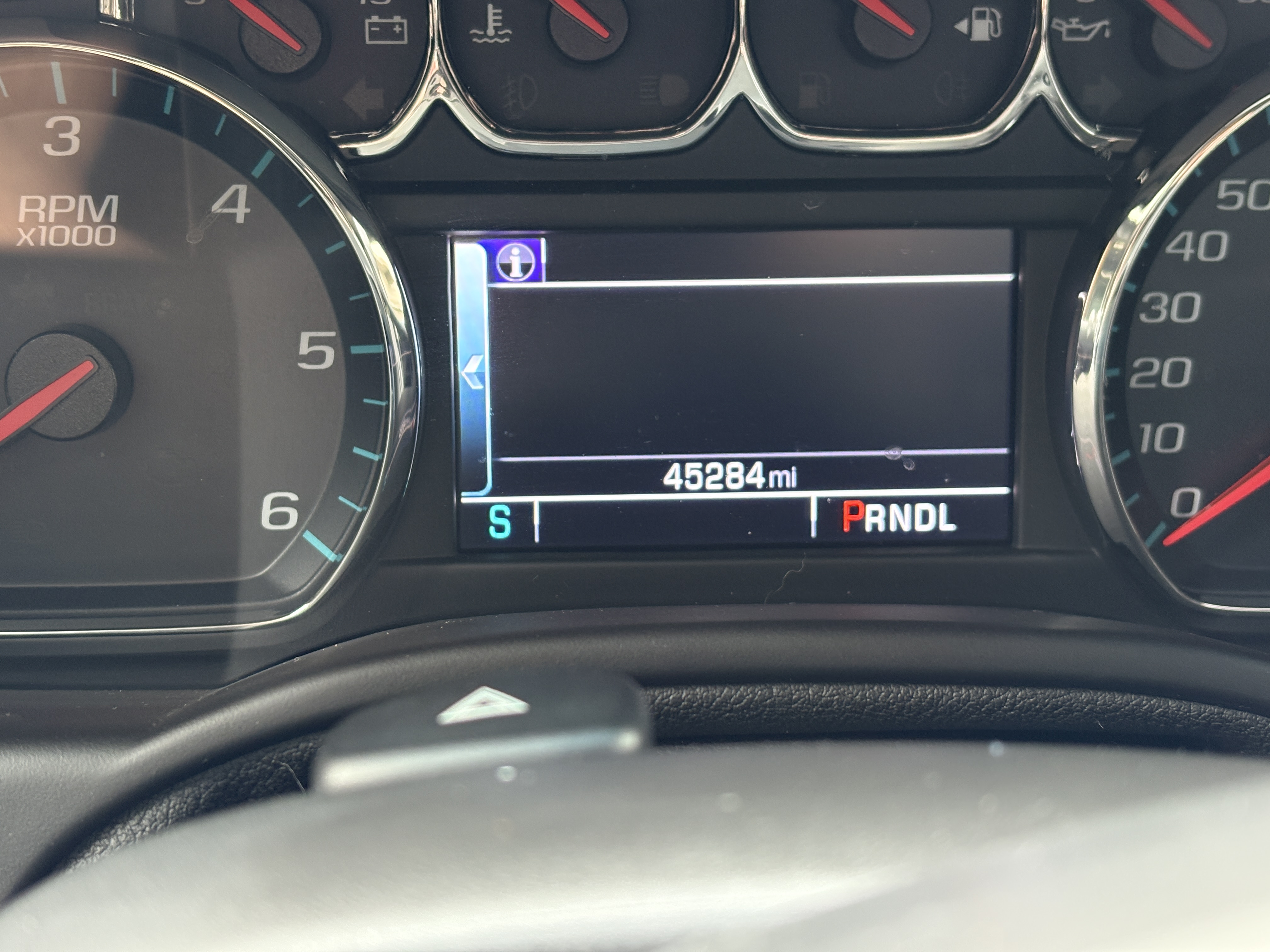 Used 2018 GMC Yukon XL SLT w/ Premium Edition AWD/4WD image 14