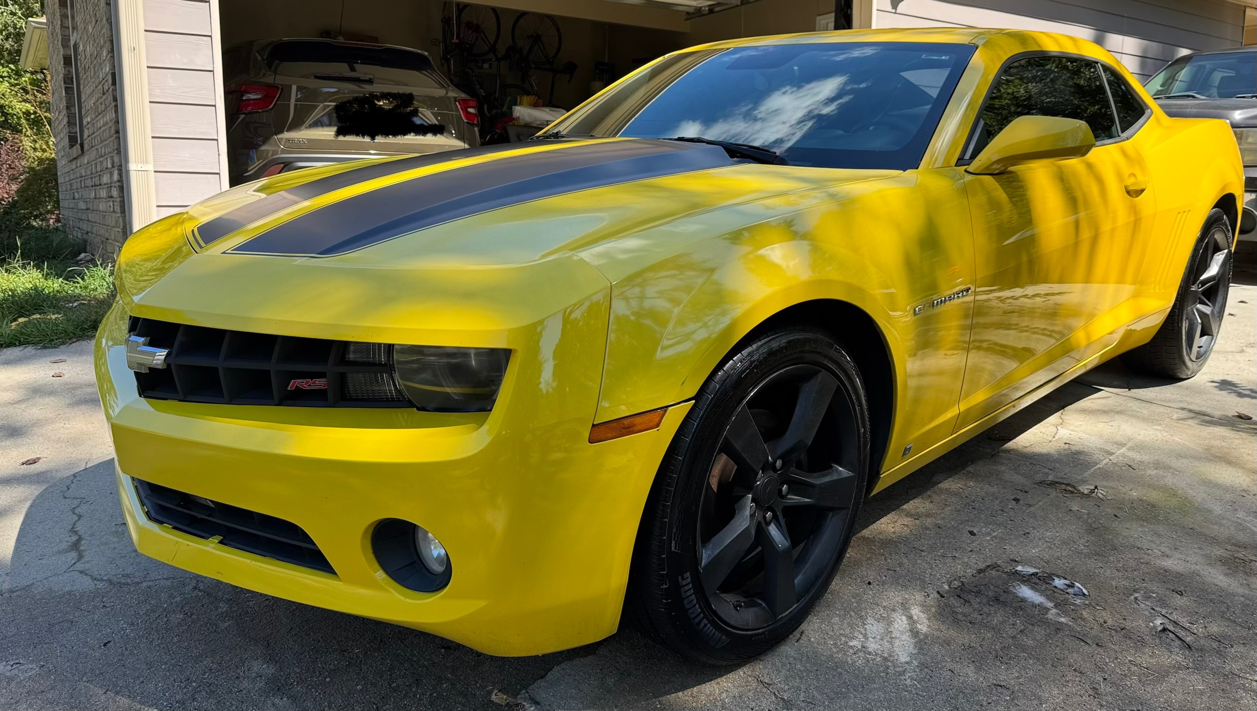 Used 2010 Chevrolet Camaro LT w/ RS Package RWD image 1