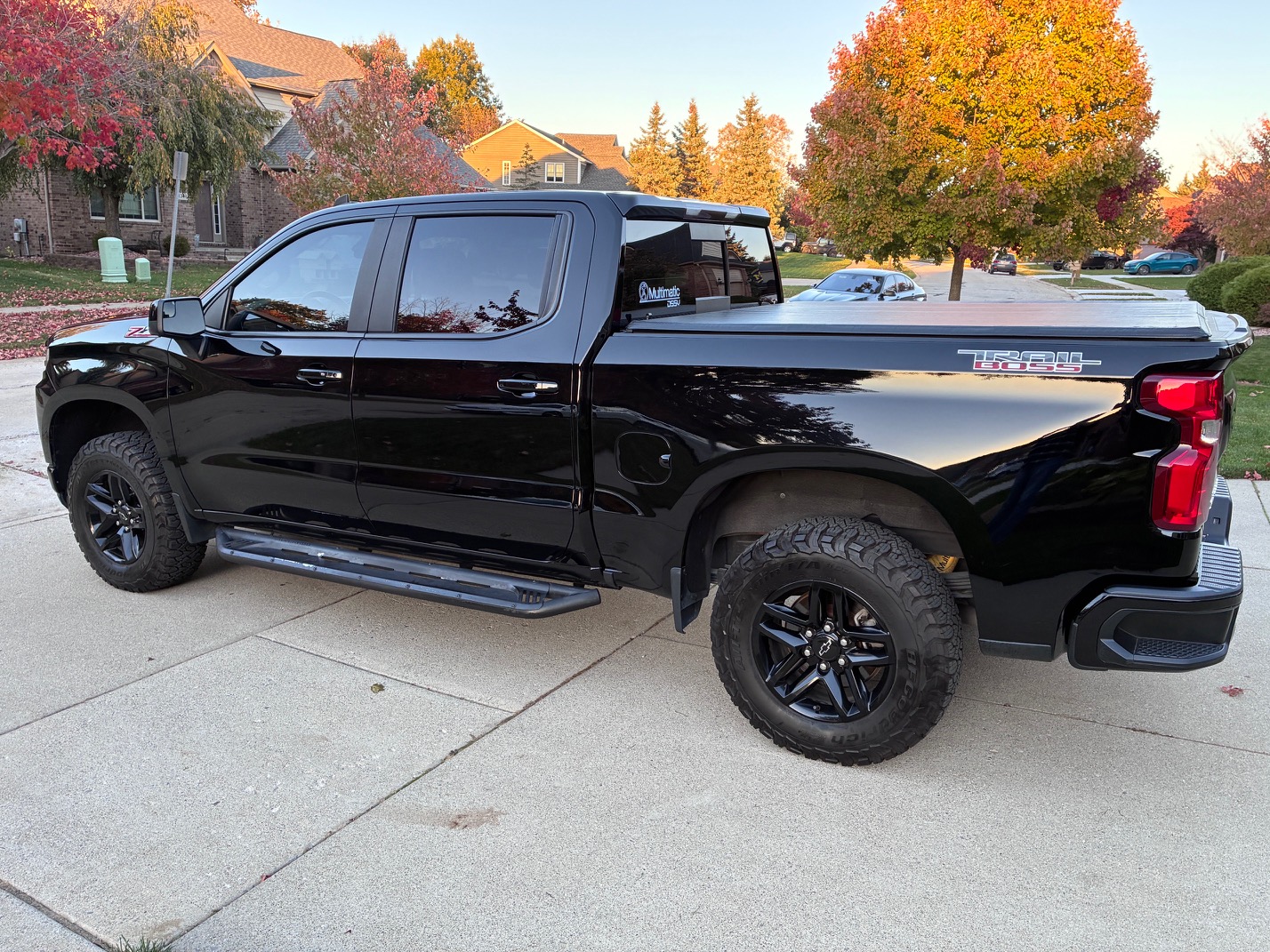 Used 2020 Chevrolet Silverado 1500 LT Trail Boss AWD/4WD image 5