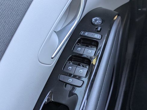 Used 2022 Hyundai Tucson Limited image 21