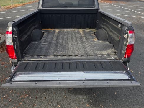 Used 2006 Toyota Tundra Limited image 8