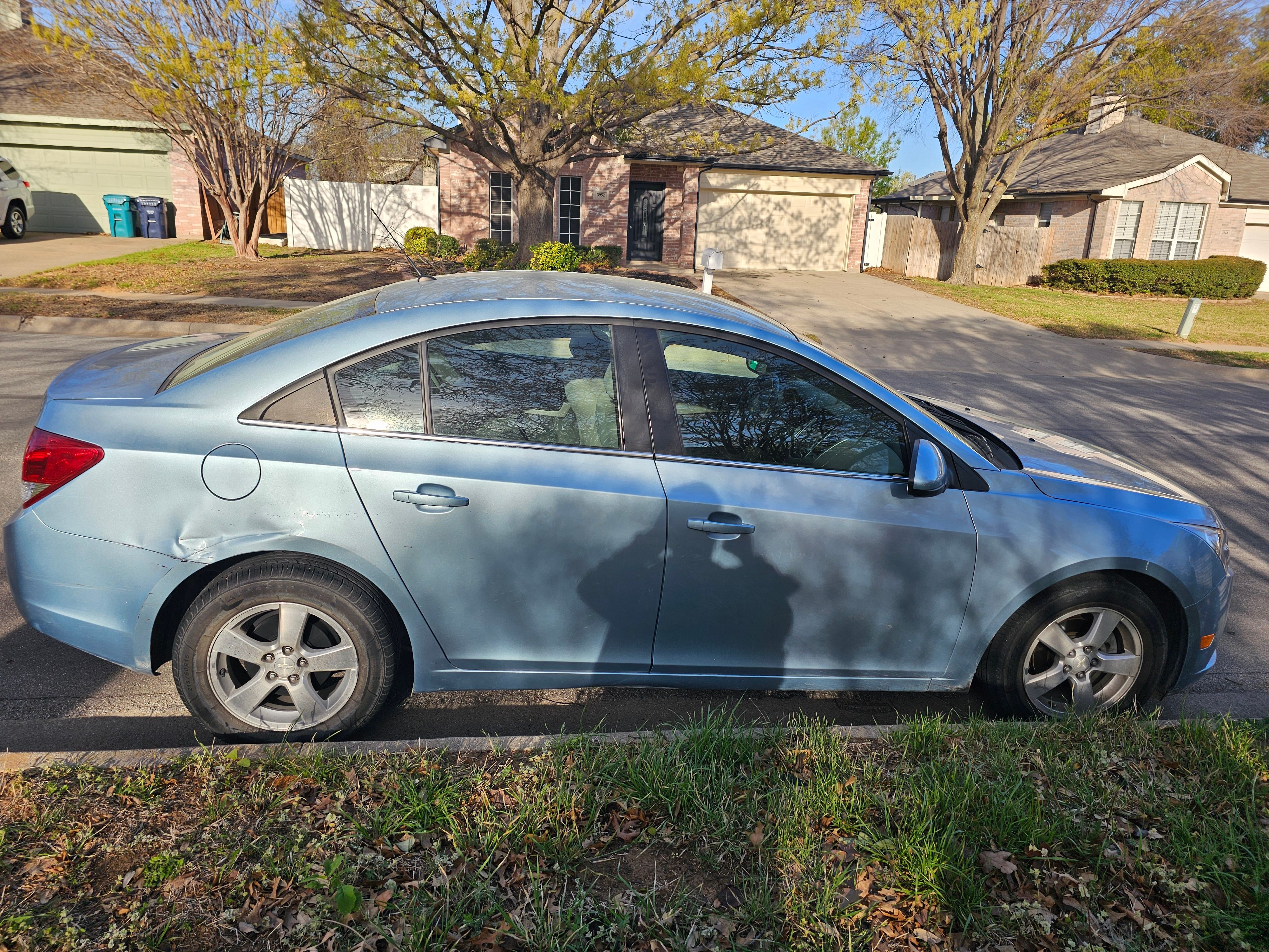 Used 2012 Chevrolet Cruze LT FWD image 4