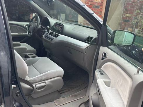 Used 2009 Honda Odyssey LX image 11