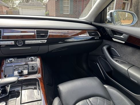 Used 2014 Audi A8 L 4.0T image 21