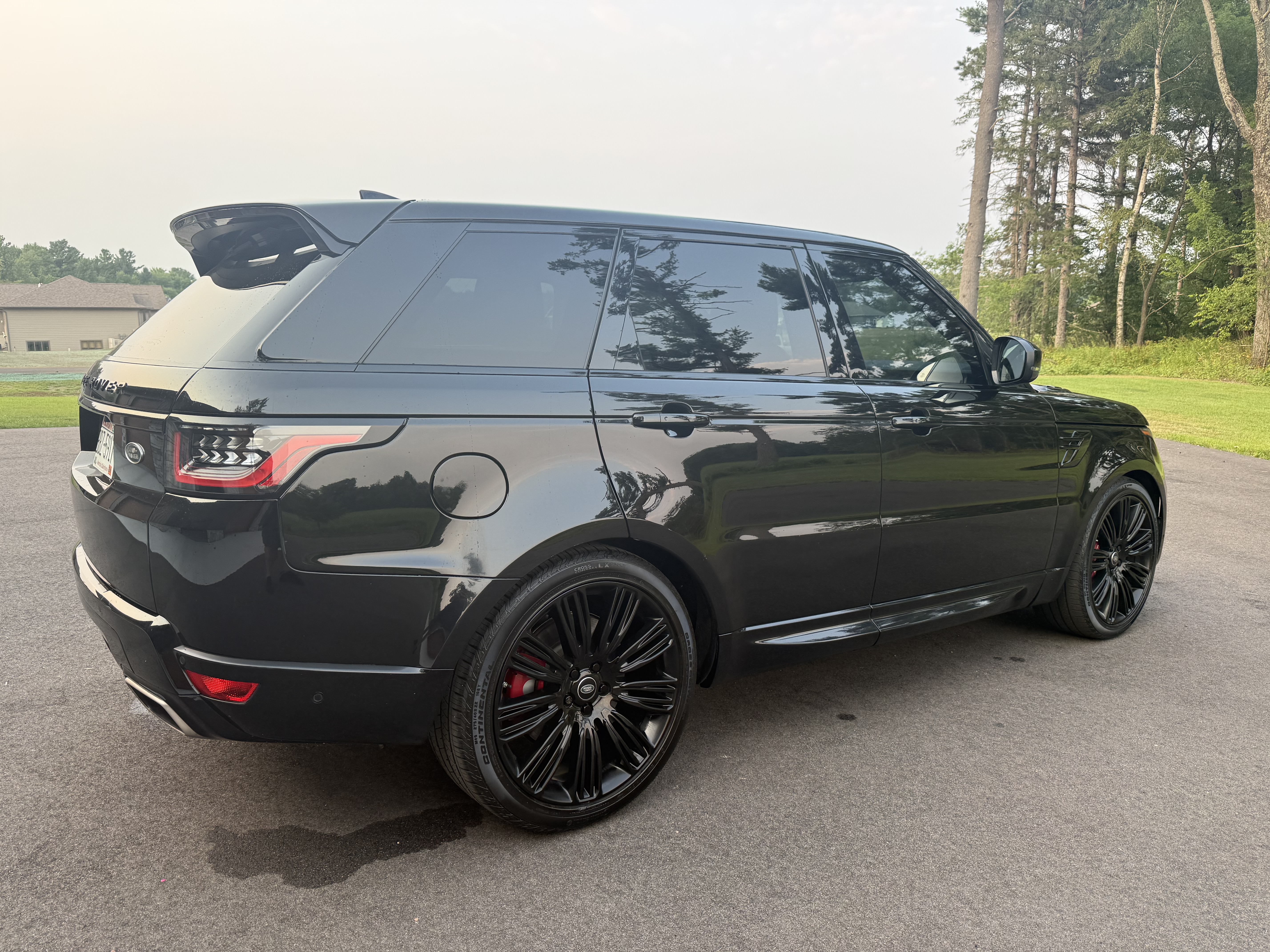 Used 2019 Land Rover Range Rover Sport Supercharged AWD/4WD image 1