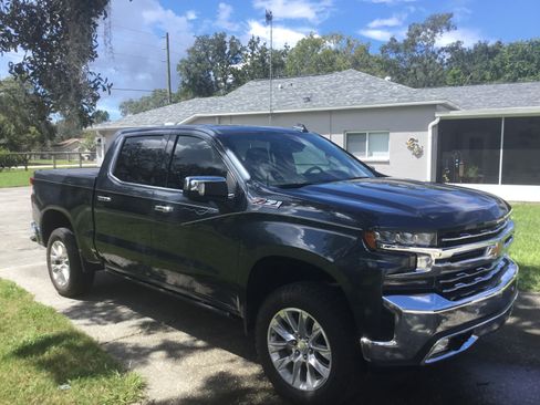 Used 2021 Chevrolet Silverado 1500 LTZ w/ LTZ Premium Package AWD/4WD image 16