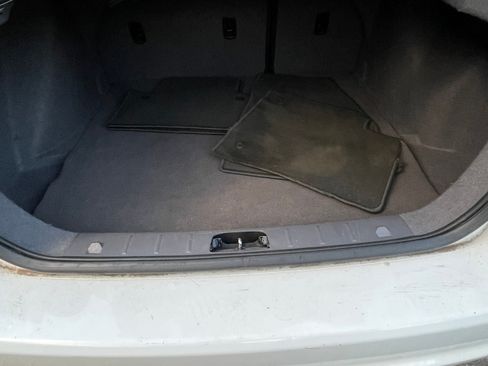 Used 2011 Volvo S40 T5 image 16