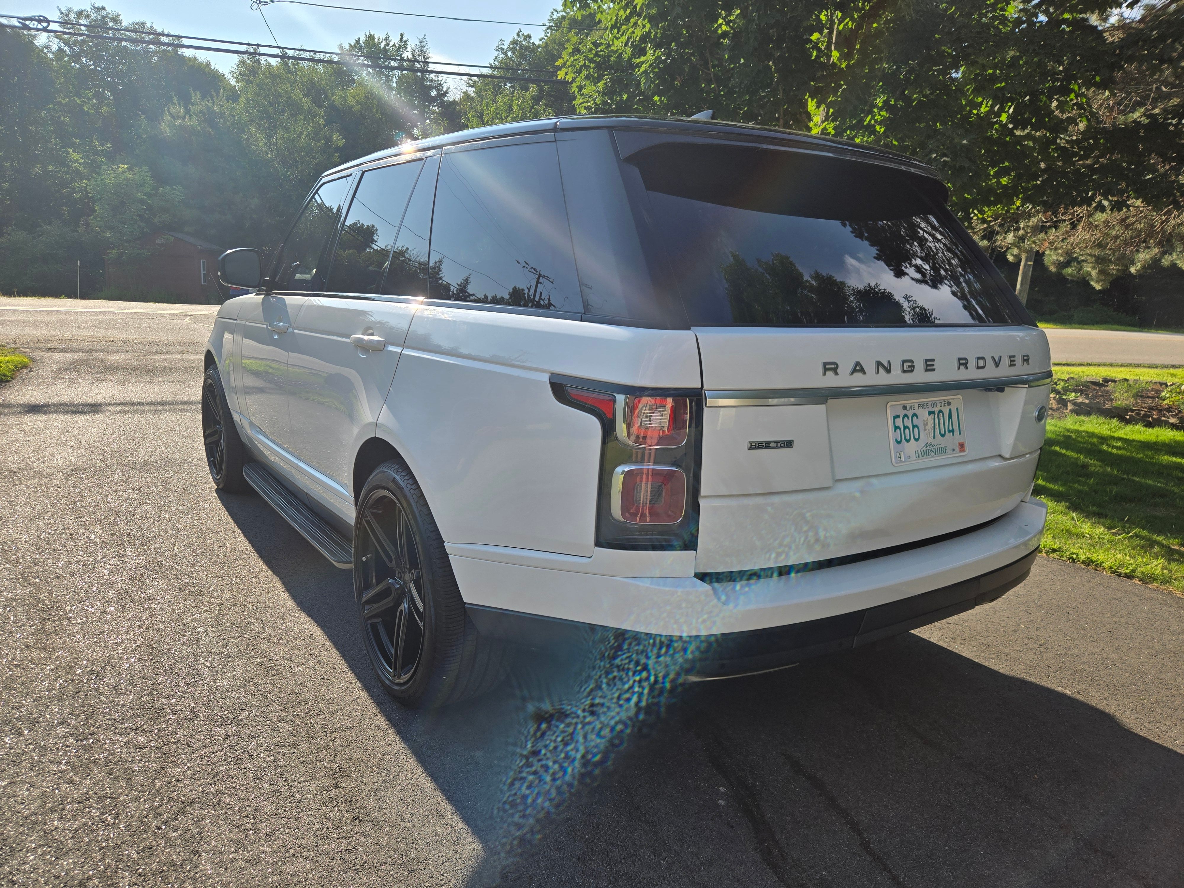 Used 2018 Land Rover Range Rover HSE AWD/4WD image 5