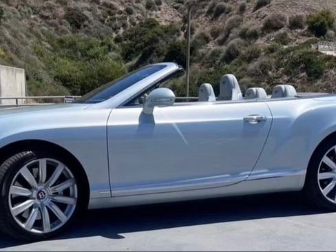 Used 2014 Bentley Continental GT image 4