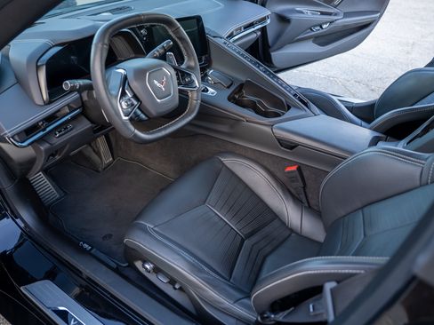 Used 2023 Chevrolet Corvette Stingray Preferred Cpe w/ Z51 Performance Package image 29