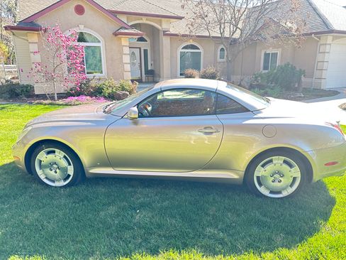 Used 2003 Lexus SC 430 Convertible image 8
