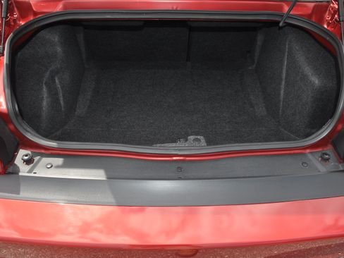 Used 2009 Dodge Challenger R/T image 17