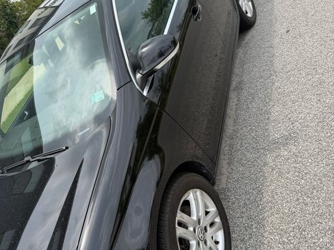 Used 2010 Volkswagen Jetta TDI FWD image 5