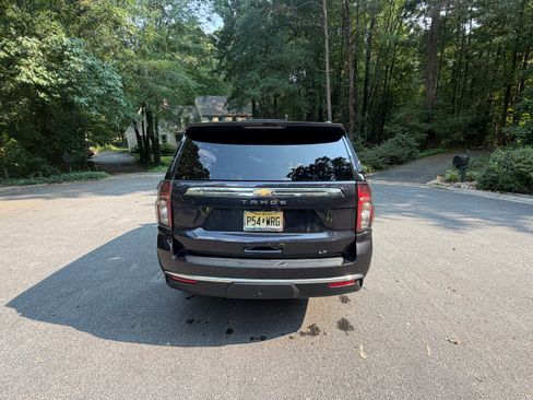Used 2023 Chevrolet Tahoe LT RWD image 10