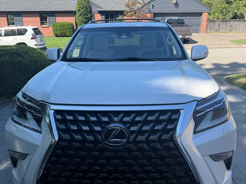 Used 2021 Lexus GX 460 Premium image 2