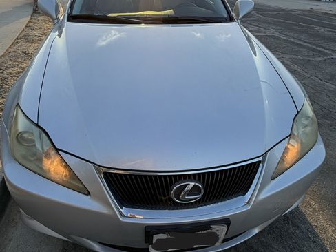 Used 2007 Lexus IS 250 w/ Premium Pkg RWD image 4