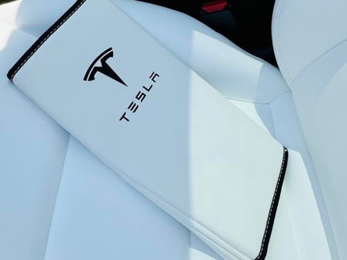 Used 2022 Tesla Model 3 image 8